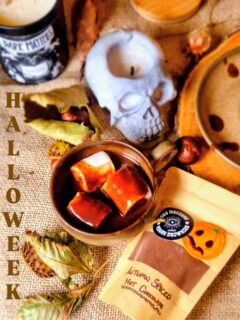 🎃 HALLOWEEK PLANS 🎃 ¤ SAT 25.10 CARDIFF 'HALLOWEEN HORROR' AT @fuelcardiff WITH @hellonearthevents ¤ TUES 28.10 LAST ORDERS 4 'WOODSBORO BAKEHOUSE - 90's Slasher Special Edition' ft @cult_cookie 🔪 (Also Tues NIGHT it's @magickinnit at @thebristolfringe with THE Professor Ronald Hutton!)¤ THU 30.10 BRISTOL 'MOONIT MARKET' (book launch, exhibition & curios market) AT @themountwithout_events WITH @rentum.tormentum ¤ SAT 01.11 BRISTOL 'ALL SOULS MARKET' AT @arnosvalecemetery WITH @thehauntscuriosityshoppe ¤ SUN 02.11 FROME INDEPENDENT MARKET @thefromeindependent WEBSITE FULLY STOCKED WITH ALL 3 HOT CHOCCIES, PUMPKIN SPICE GOODIES AND HALLOWEEN SPECIAL EDITION BOXES BUT CUT OFF FOR DELIVERY NEXT WEEK IS TUESDAY ✨️ LUV YA! 👻